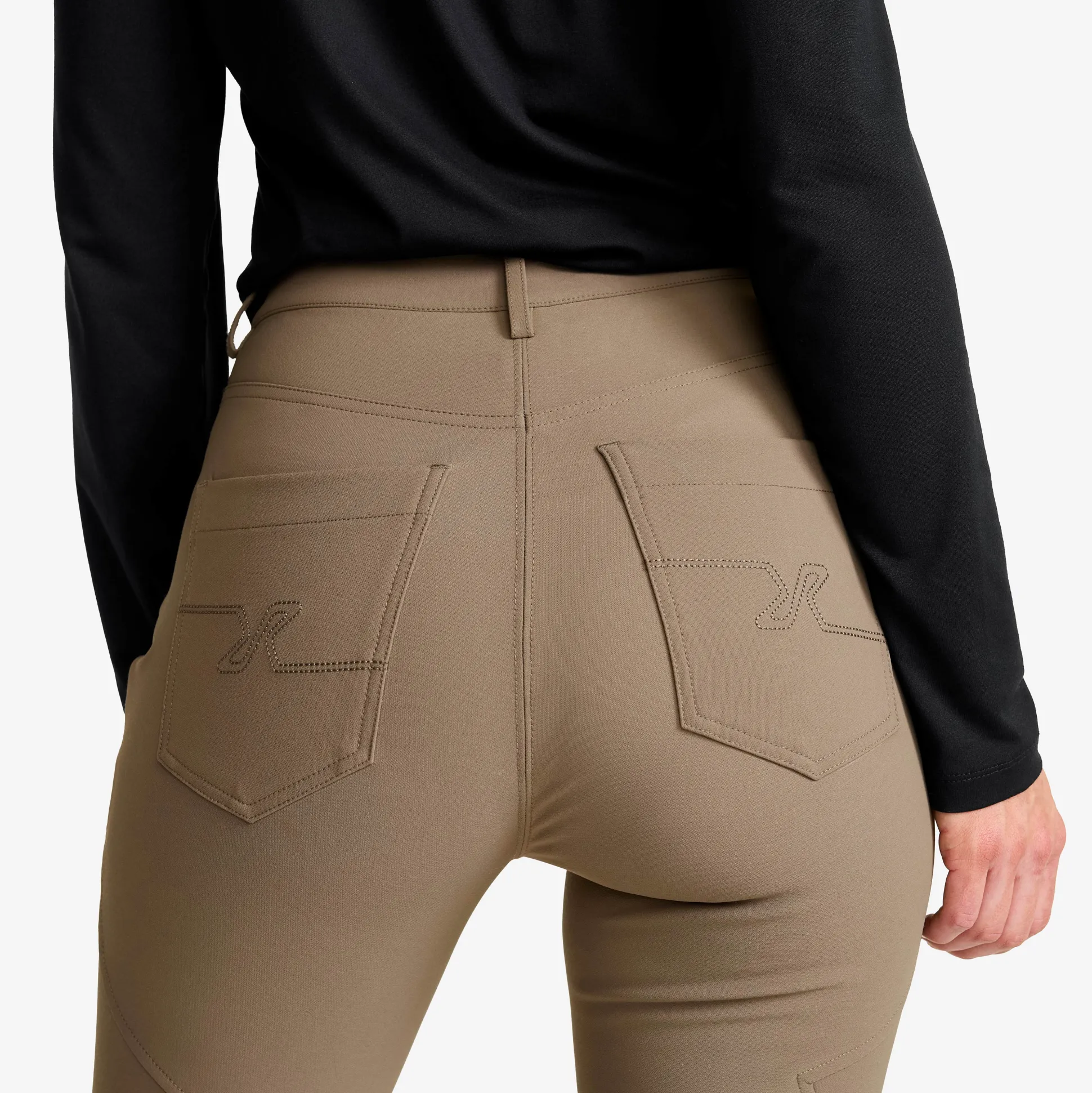 Bouncer Highwaist Jeans Naiset