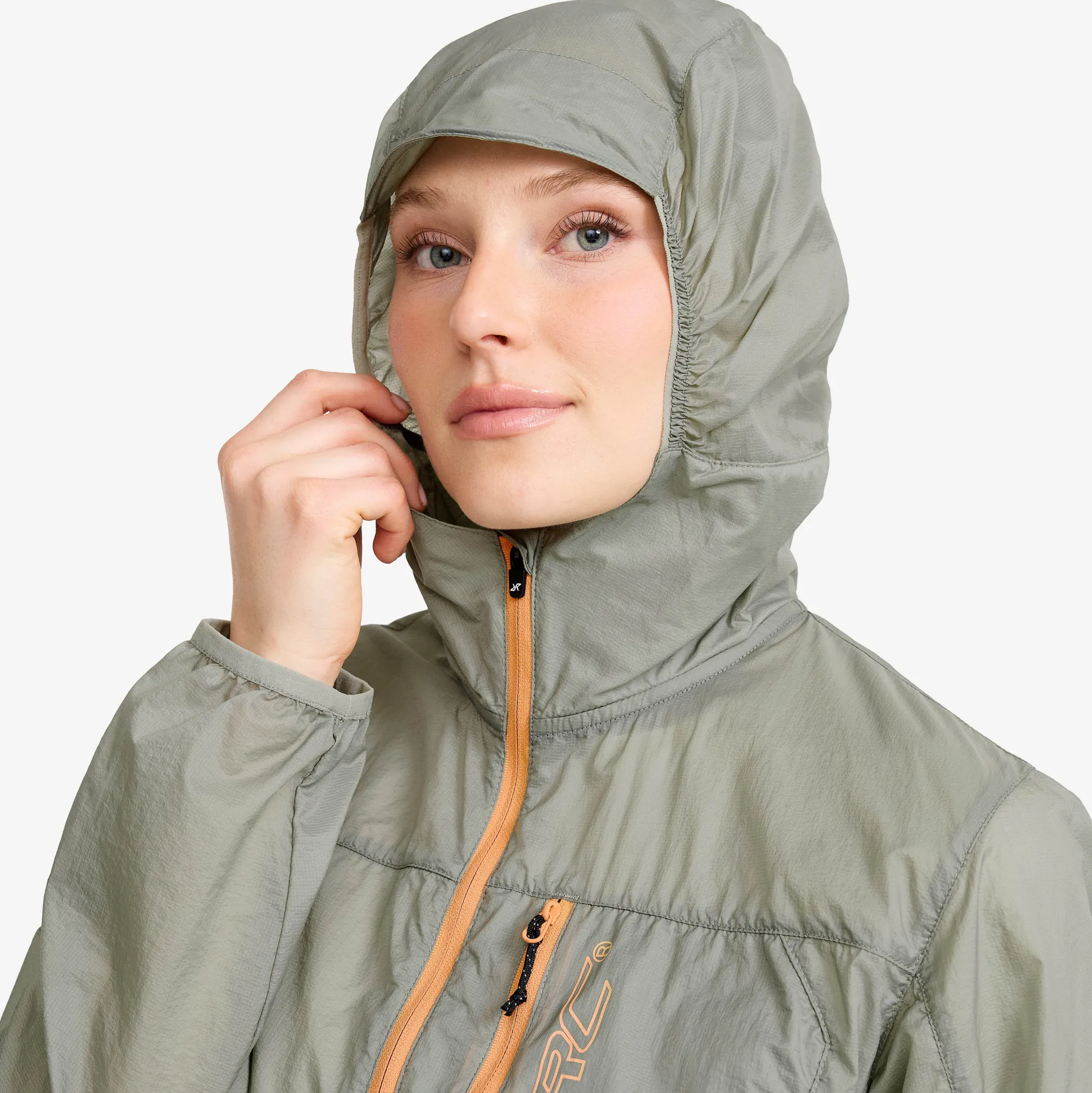 Speed Hooded Windbreaker Naiset
